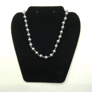 Gray Faux Pearl Glass Beads Toggle Clasp Necklace